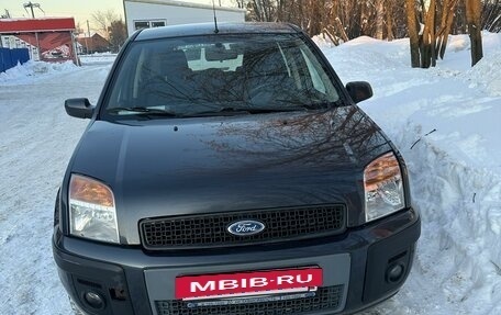 Ford Fusion I, 2006 год, 700 000 рублей, 2 фотография