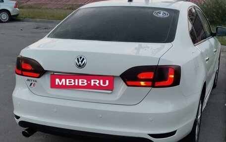 Volkswagen Jetta VI, 2013 год, 1 119 000 рублей, 18 фотография