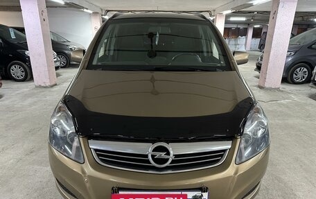 Opel Zafira B, 2012 год, 895 000 рублей, 1 фотография