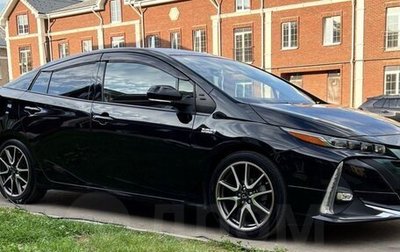 Toyota Prius IV XW50, 2017 год, 2 180 000 рублей, 1 фотография