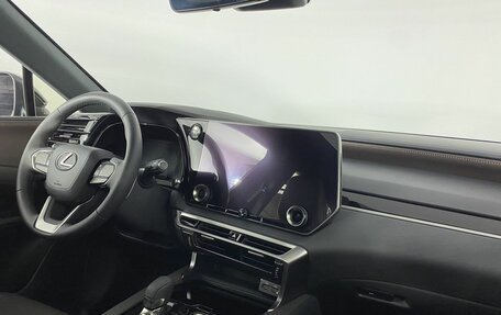 Lexus RX IV рестайлинг, 2023 год, 10 290 000 рублей, 12 фотография
