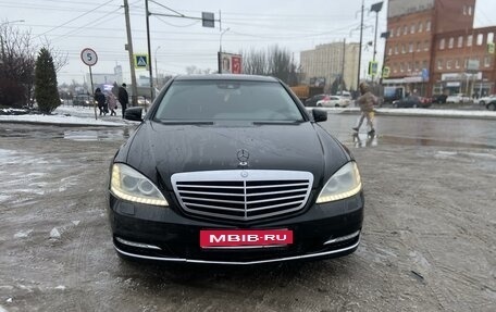 Mercedes-Benz S-Класс, 2011 год, 1 825 000 рублей, 2 фотография