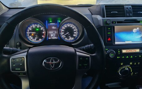 Toyota Land Cruiser Prado 150 рестайлинг 2, 2014 год, 4 750 000 рублей, 12 фотография