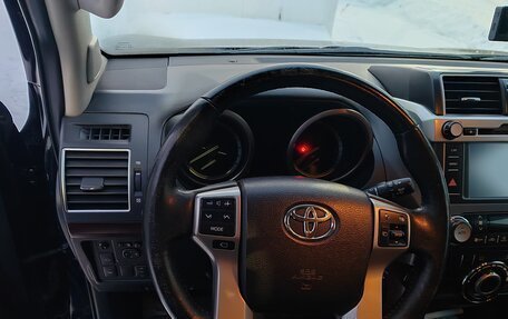 Toyota Land Cruiser Prado 150 рестайлинг 2, 2014 год, 4 750 000 рублей, 11 фотография
