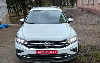 Volkswagen Tiguan II, 2022 год, 2 950 000 рублей, 1 фотография
