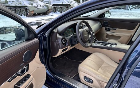 Jaguar XJ IV (X351), 2014 год, 2 890 000 рублей, 9 фотография