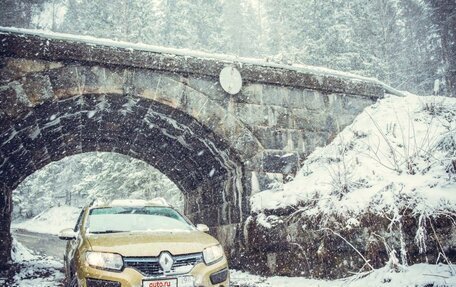 Renault Sandero II рестайлинг, 2018 год, 1 250 000 рублей, 2 фотография