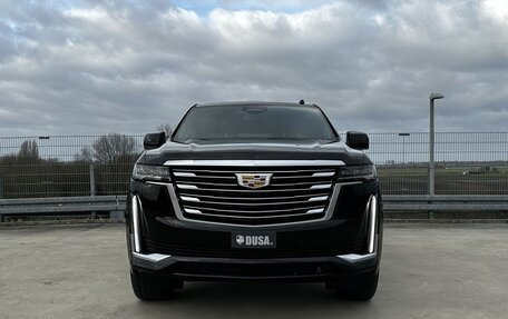 Cadillac Escalade V, 2023 год, 15 300 000 рублей, 2 фотография