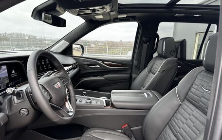 Cadillac Escalade V, 2023 год, 15 300 000 рублей, 7 фотография