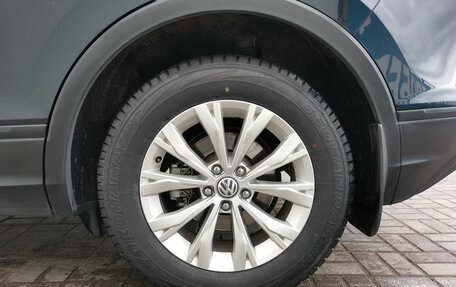 Volkswagen Tiguan II, 2019 год, 2 050 000 рублей, 18 фотография
