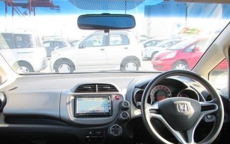 Honda Fit III, 2013 год, 750 000 рублей, 9 фотография