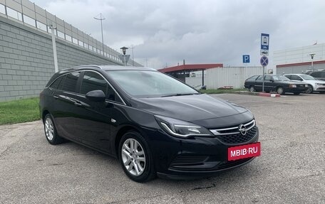 Opel Astra K, 2018 год, 1 440 000 рублей, 2 фотография