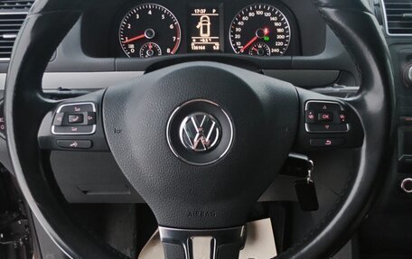 Volkswagen Touran III, 2012 год, 1 250 000 рублей, 10 фотография