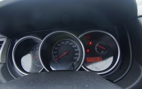 Nissan Tiida, 2011 год, 750 000 рублей, 11 фотография