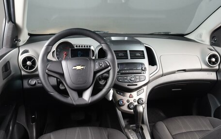 Chevrolet Aveo III, 2012 год, 798 000 рублей, 6 фотография