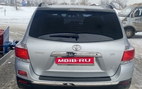 Toyota Highlander III, 2012 год, 2 105 000 рублей, 3 фотография