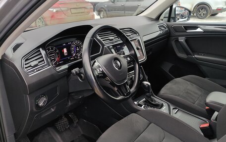 Volkswagen Tiguan II, 2018 год, 2 950 000 рублей, 27 фотография