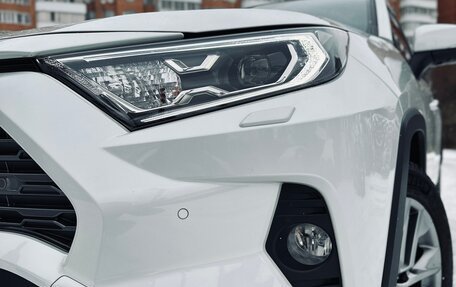 Toyota RAV4, 2021 год, 4 300 000 рублей, 7 фотография