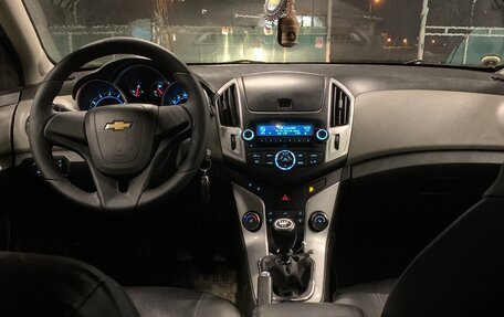 Chevrolet Cruze II, 2013 год, 905 000 рублей, 7 фотография