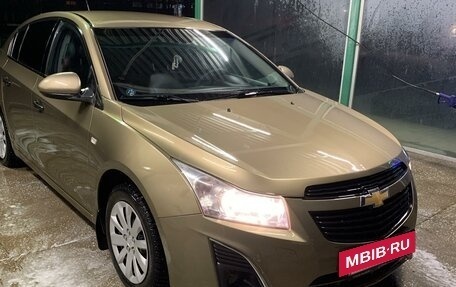 Chevrolet Cruze II, 2013 год, 905 000 рублей, 3 фотография