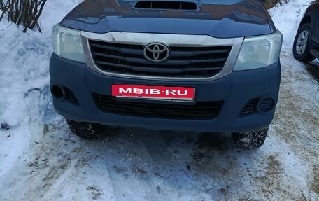 Toyota Hilux VII, 2015 год, 2 050 000 рублей, 2 фотография