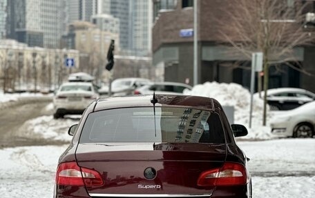 Skoda Superb III рестайлинг, 2009 год, 900 000 рублей, 12 фотография