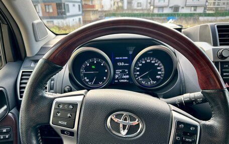Toyota Land Cruiser Prado 150 рестайлинг 2, 2016 год, 4 990 000 рублей, 12 фотография