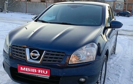 Nissan Qashqai, 2008 год, 900 000 рублей, 2 фотография