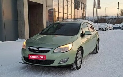 Opel Astra J, 2011 год, 840 000 рублей, 1 фотография
