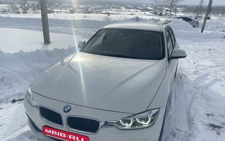 BMW 3 серия, 2016 год, 2 000 000 рублей, 2 фотография
