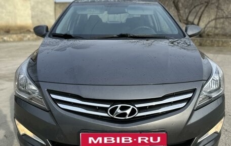Hyundai Solaris II рестайлинг, 2016 год, 1 420 000 рублей, 3 фотография