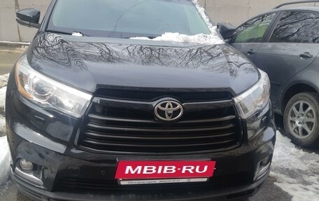 Toyota Highlander III, 2015 год, 3 200 000 рублей, 4 фотография
