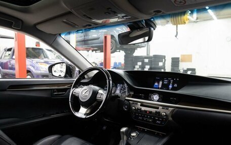 Lexus ES VII, 2016 год, 2 560 000 рублей, 17 фотография
