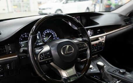Lexus ES VII, 2016 год, 2 560 000 рублей, 14 фотография