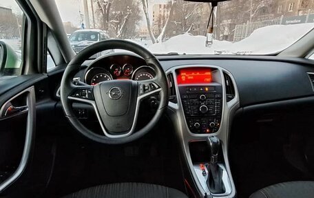 Opel Astra J, 2011 год, 840 000 рублей, 9 фотография