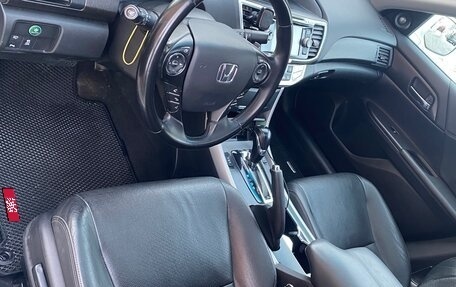 Honda Accord IX рестайлинг, 2013 год, 1 670 000 рублей, 12 фотография