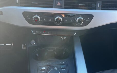 Audi A4, 2019 год, 2 750 000 рублей, 12 фотография