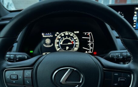 Lexus UX I, 2021 год, 3 450 000 рублей, 6 фотография