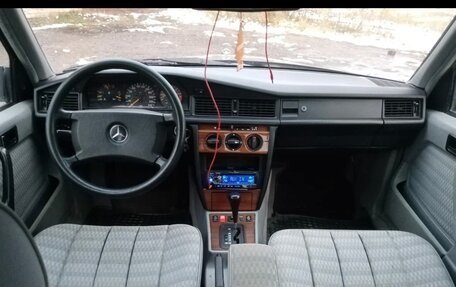 Mercedes-Benz 190 (W201), 1990 год, 325 000 рублей, 12 фотография