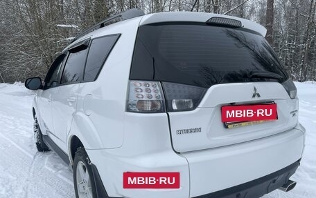 Mitsubishi Outlander III рестайлинг 3, 2011 год, 1 130 000 рублей, 9 фотография
