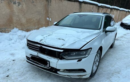Volkswagen Passat B8 рестайлинг, 2019 год, 1 380 000 рублей, 4 фотография