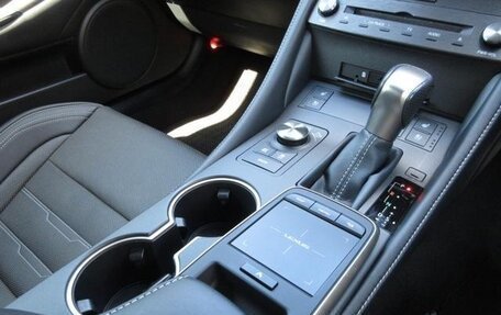Lexus RC I рестайлинг, 2020 год, 3 840 000 рублей, 17 фотография