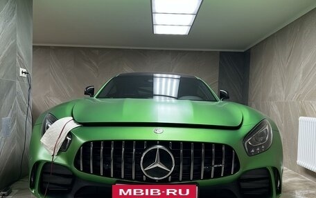 Mercedes-Benz AMG GT I рестайлинг, 2017 год, 28 000 000 рублей, 17 фотография