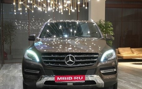 Mercedes-Benz M-Класс, 2014 год, 2 625 000 рублей, 3 фотография