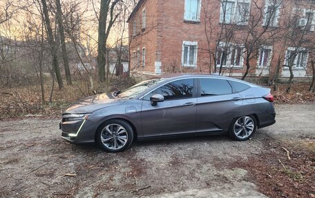 Honda Clarity, 2017 год, 2 100 000 рублей, 11 фотография