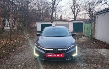 Honda Clarity, 2017 год, 2 100 000 рублей, 5 фотография