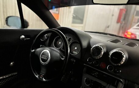 Audi TT, 1999 год, 850 000 рублей, 11 фотография