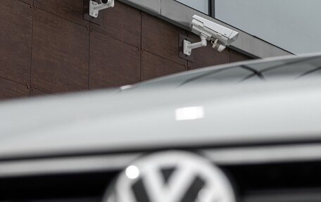 Volkswagen Tiguan II, 2019 год, 2 670 000 рублей, 3 фотография