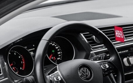 Volkswagen Tiguan II, 2019 год, 2 670 000 рублей, 4 фотография