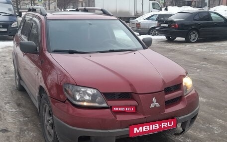 Mitsubishi Outlander III рестайлинг 3, 2003 год, 600 000 рублей, 1 фотография